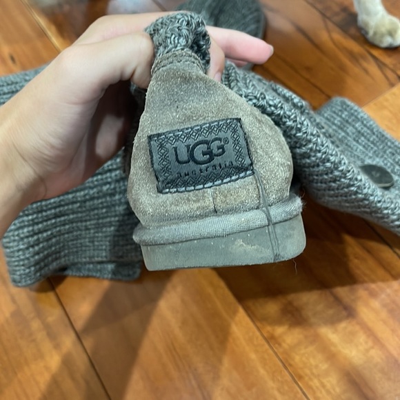 Ugg sweater boots - Picture 2 of 2